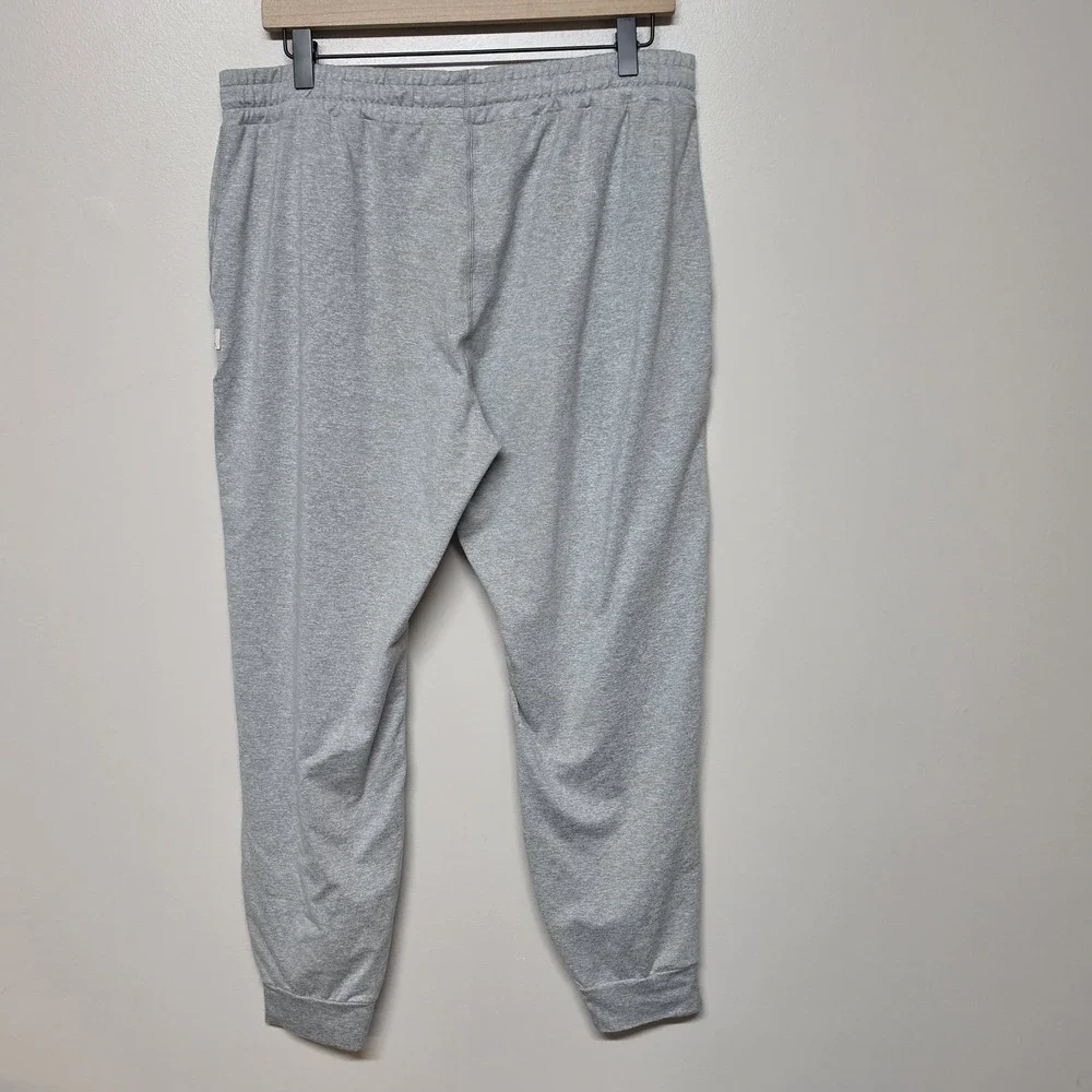 VUORI Women's Performance Jogger Relaxed Fit Gray VW303 Large 26" Inseam - Picture 4 of 7